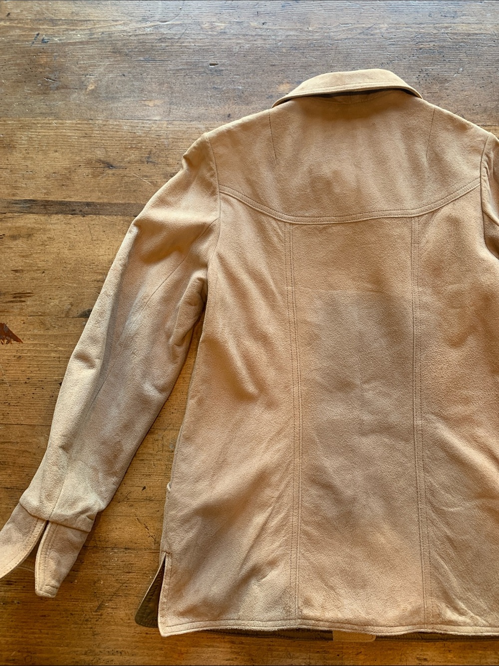Vintage Women's Suede Button-Front Jacket in Camel - Picture 12 of 16